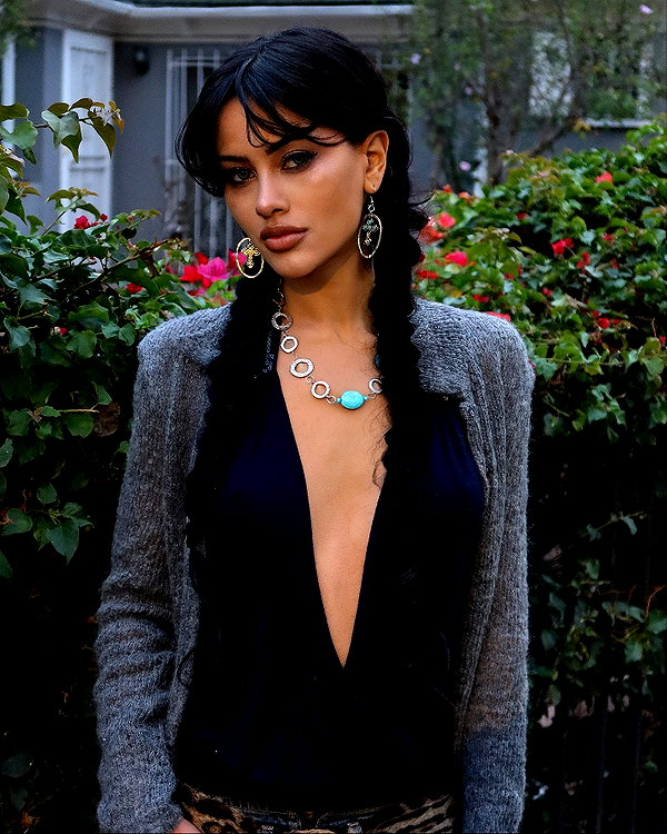 leonanaomii instagram image archive image