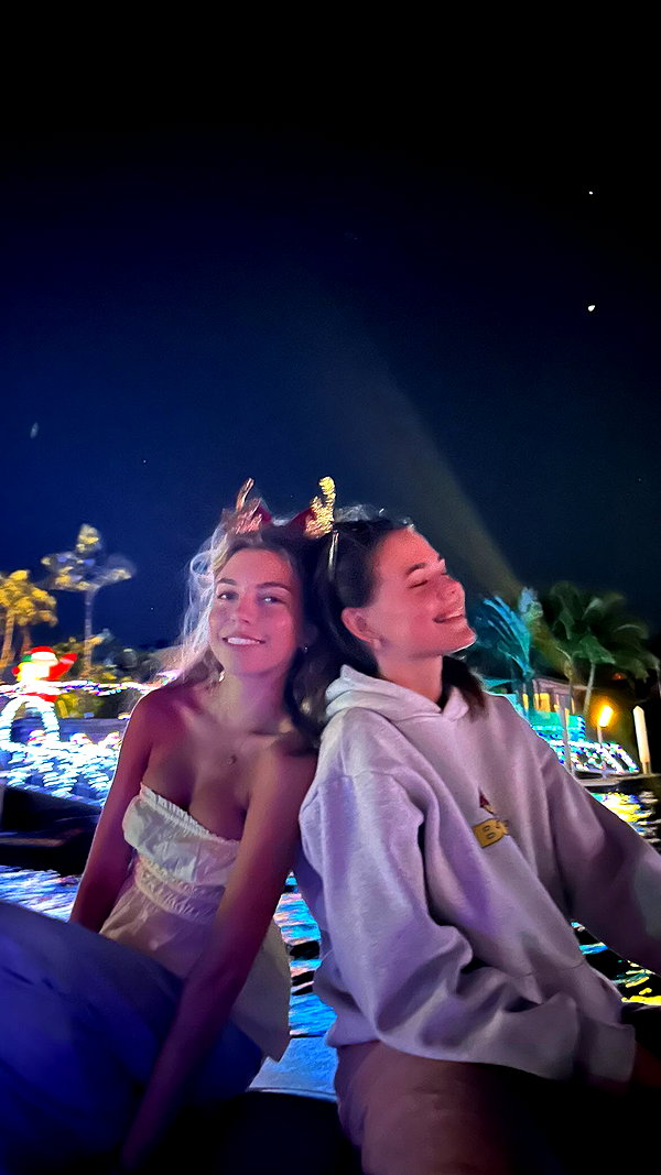 daisy_r_19 instagram image archive image