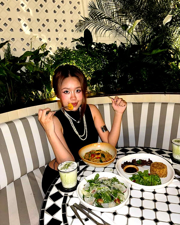 lyhythuedoxinh instagram image archive image