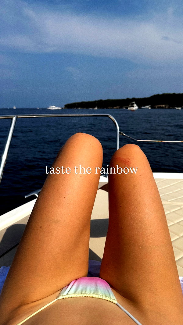 carolinezalog instagram image archive image