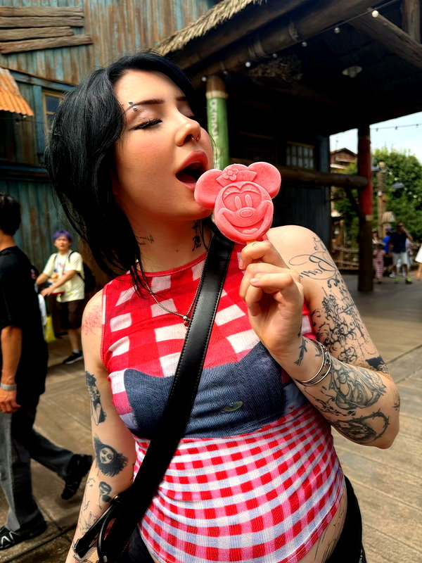 laurinchhhe instagram image archive image
