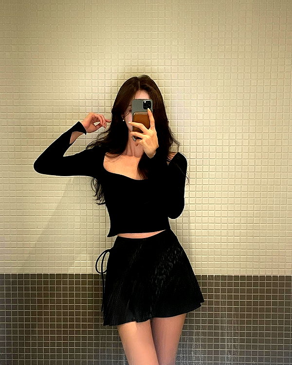 daxbin instagram image archive image