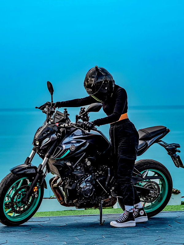 shanidahan7 instagram image archive image