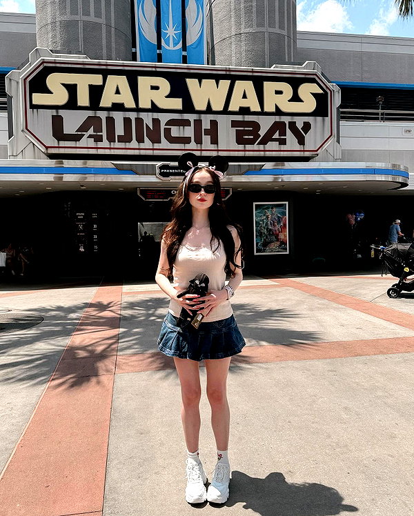 1uvgabi instagram image archive image