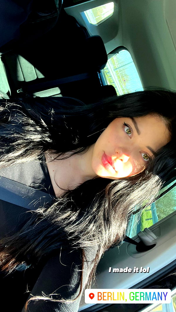 vanessa.rhd instagram image archive image