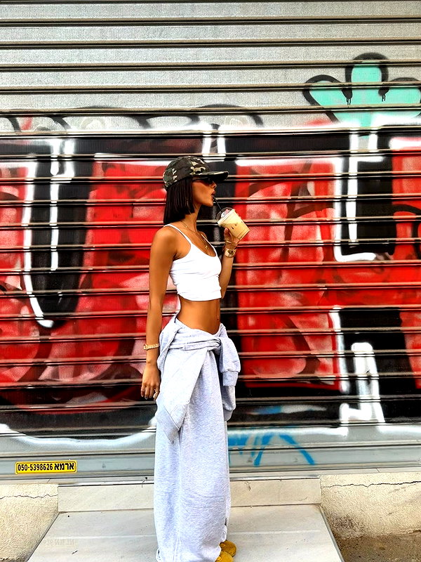 efrat_elmalich instagram image archive image