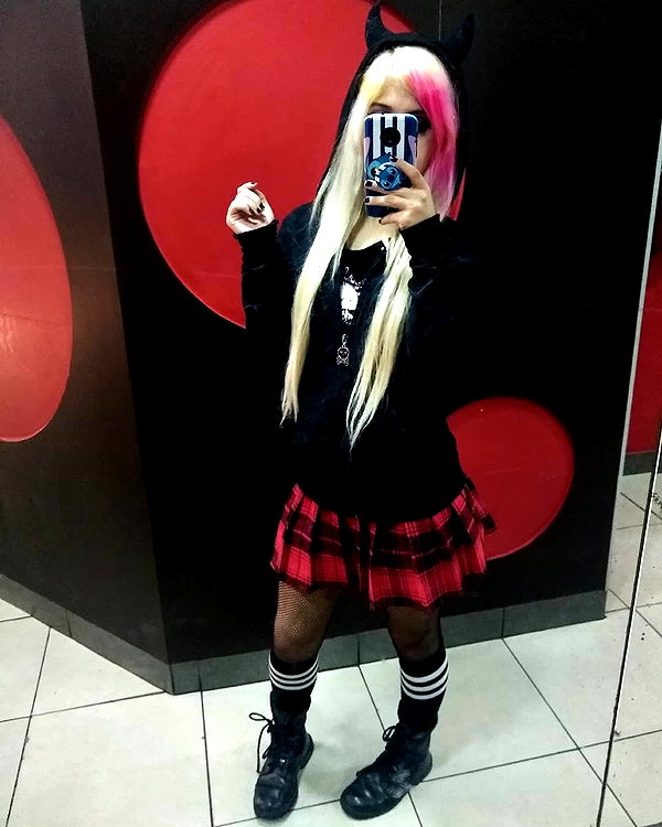 lucychernov instagram image archive image