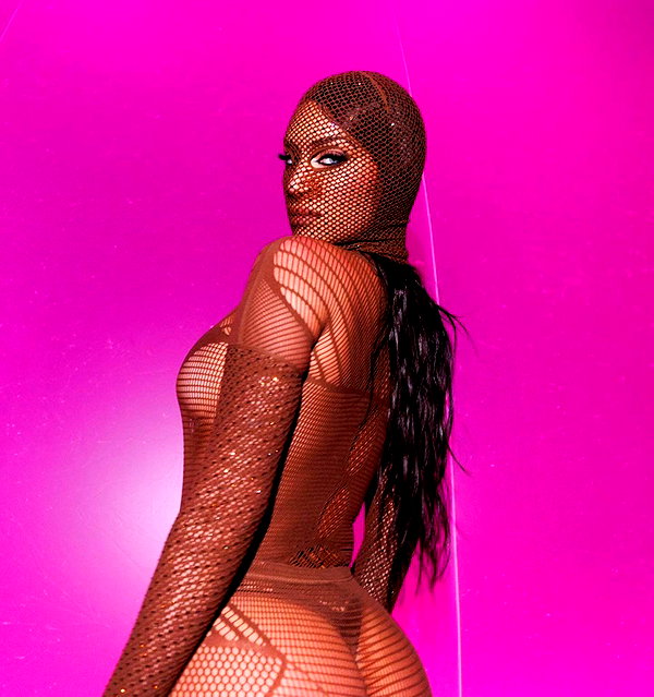 staskaranikolaou instagram image archive image