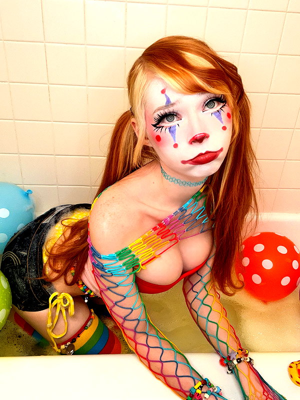lola.luvgood instagram image archive image