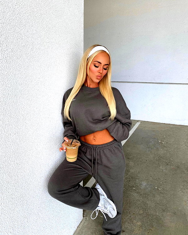 allieauton instagram image archive image