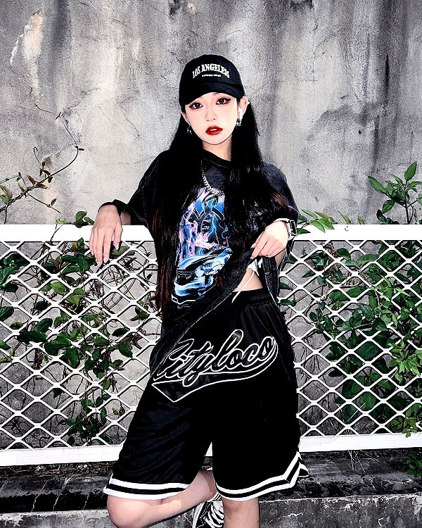 nixqq.425_ instagram image archive image