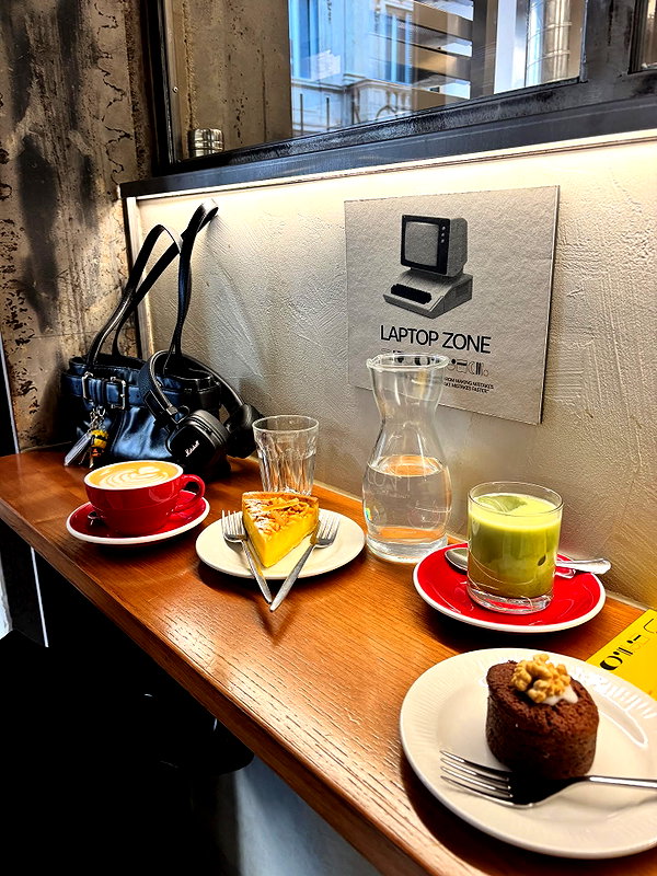 elsgatti instagram image archive image