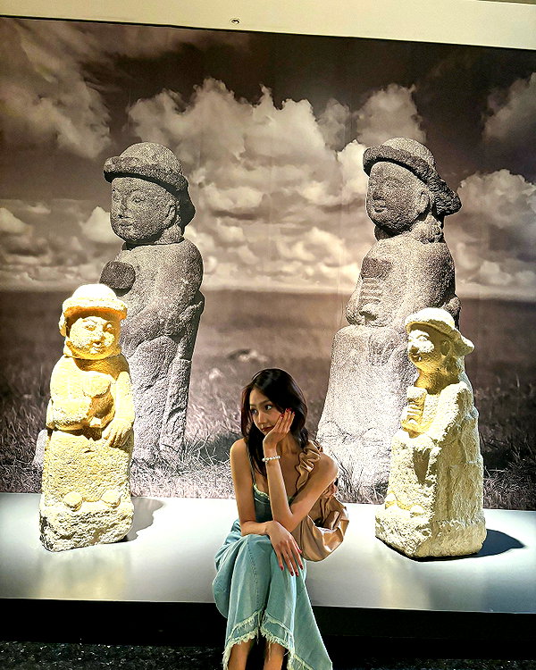 indra0102_ instagram image archive image