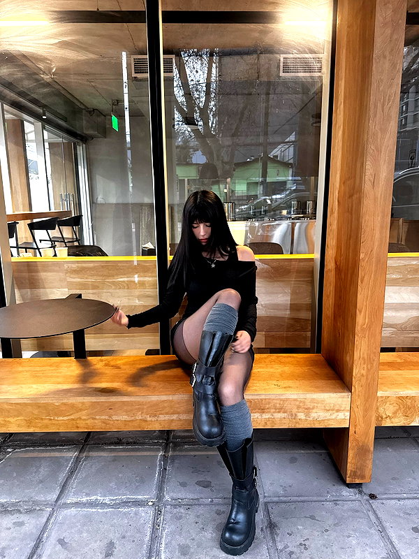 connie.01j instagram image archive image