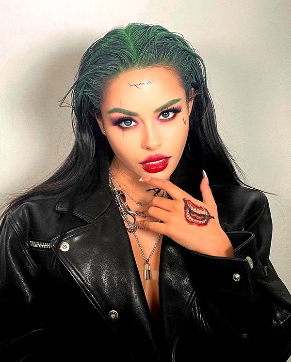 baddiesessence instagram image archive image