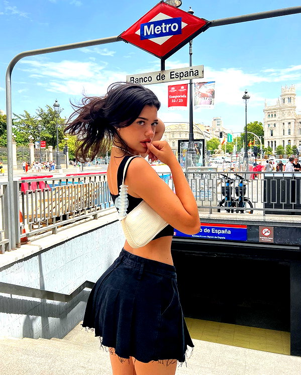 vanessa.rhd instagram image archive image