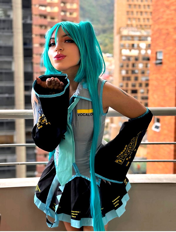 cyber_zoe_ instagram image archive image