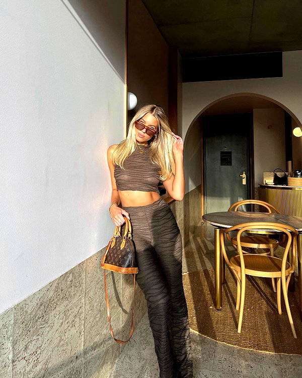sophiebatzloff instagram image archive image