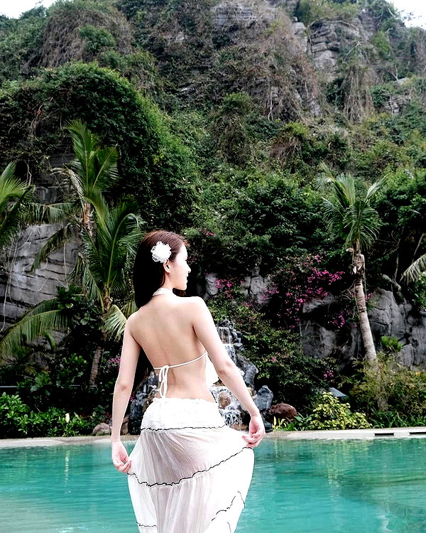 lyhythuedoxinh instagram image archive image
