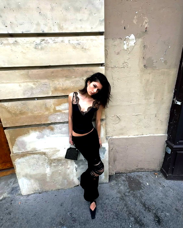 reneeebeller instagram image archive image
