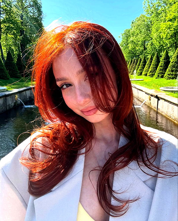 liiin.sun instagram image archive image