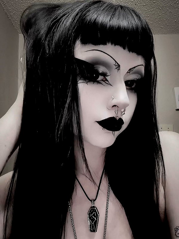 kittenfangsxx instagram image archive image