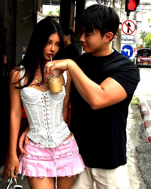 ll.lu1s instagram image archive image