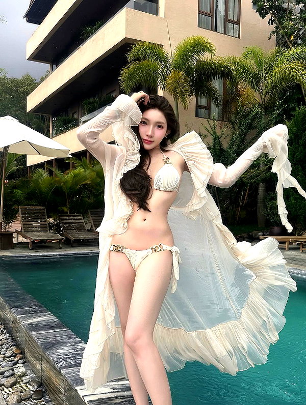 lyhythuedoxinh instagram image archive image