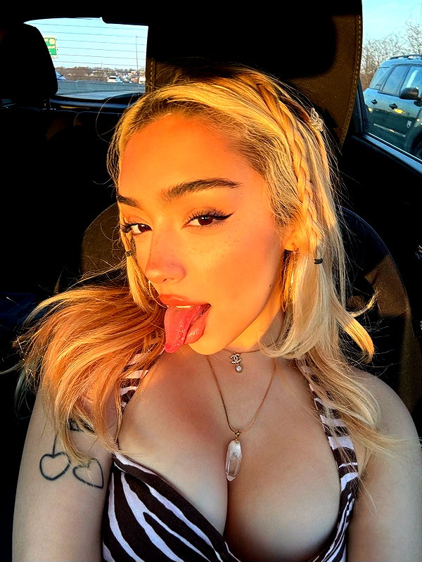 v.qx instagram image archive image