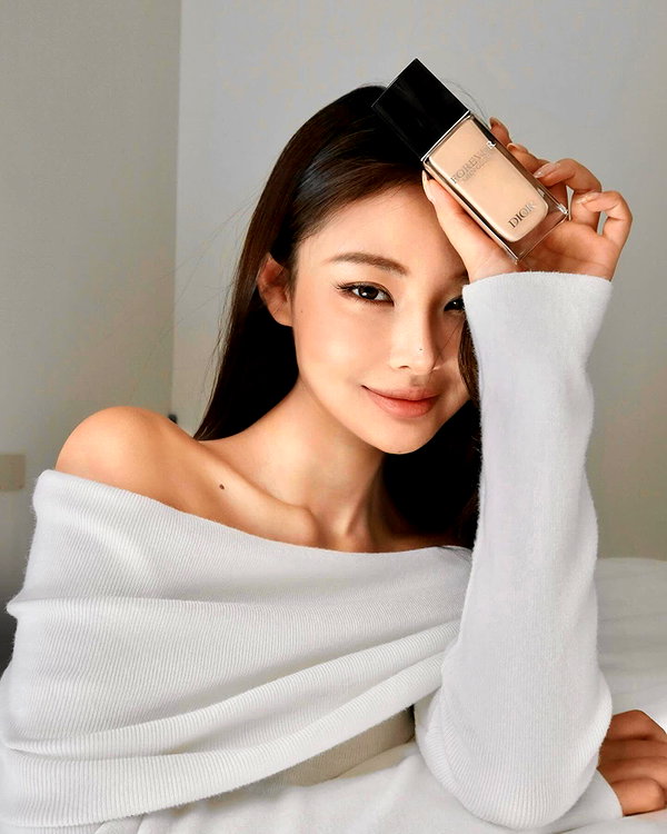ll.lu1s instagram image archive image
