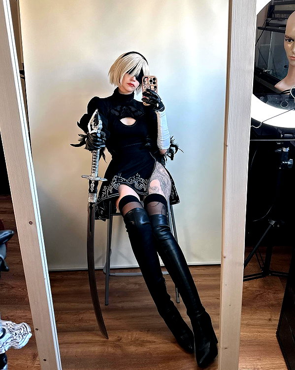 bakabakafuwa instagram image archive image