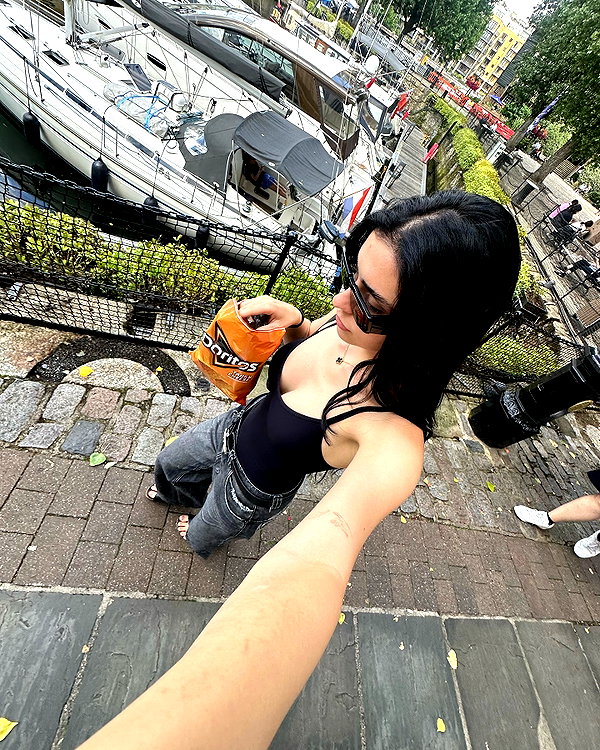 laurenhamden instagram image archive image