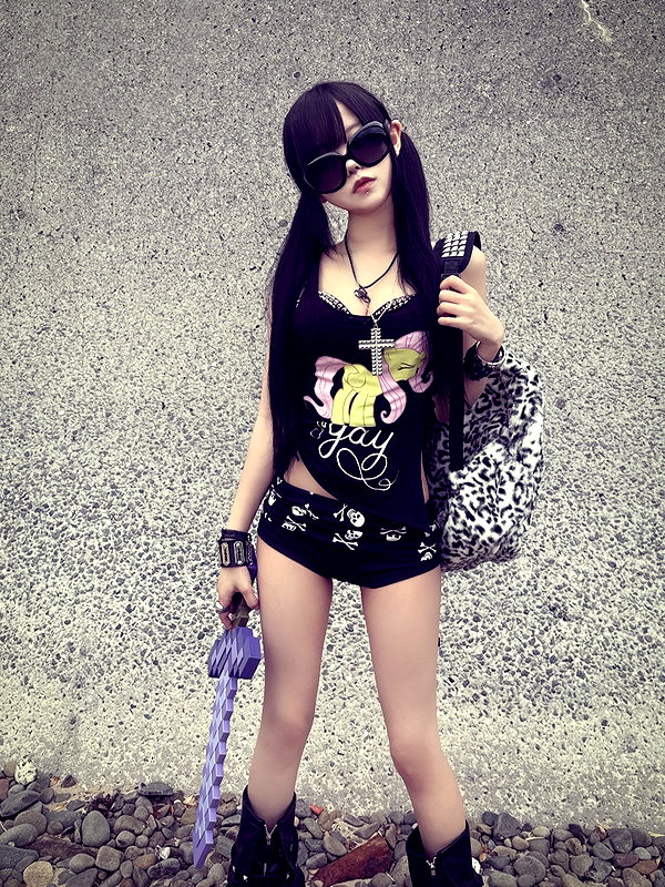 9unxx7 instagram image archive image