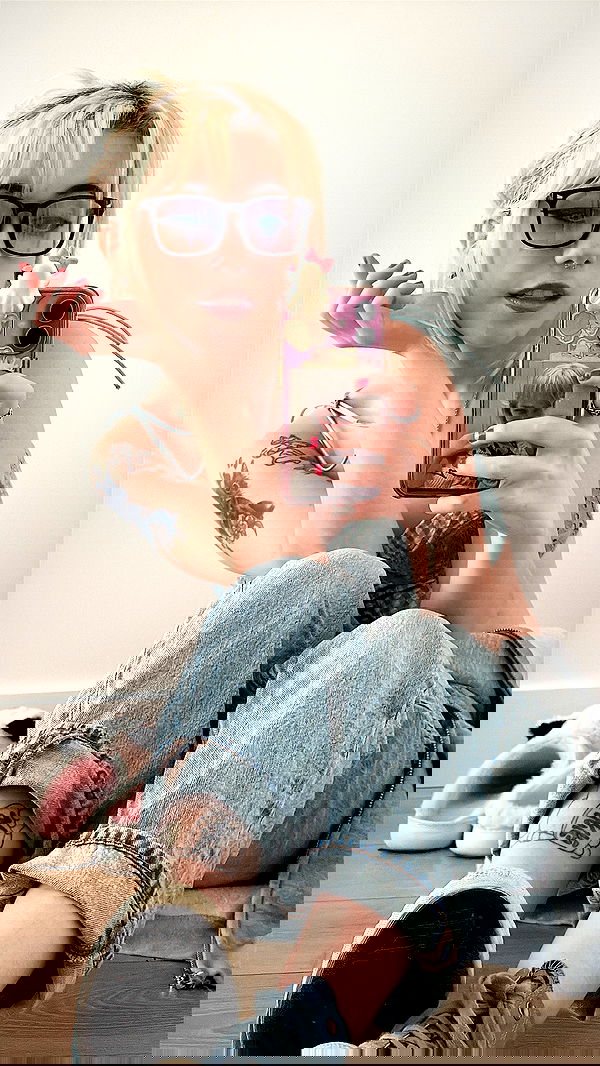 iluvmeww iluvmeww archive image