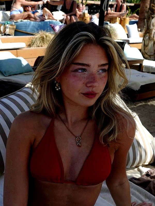 danamrts instagram image archive image