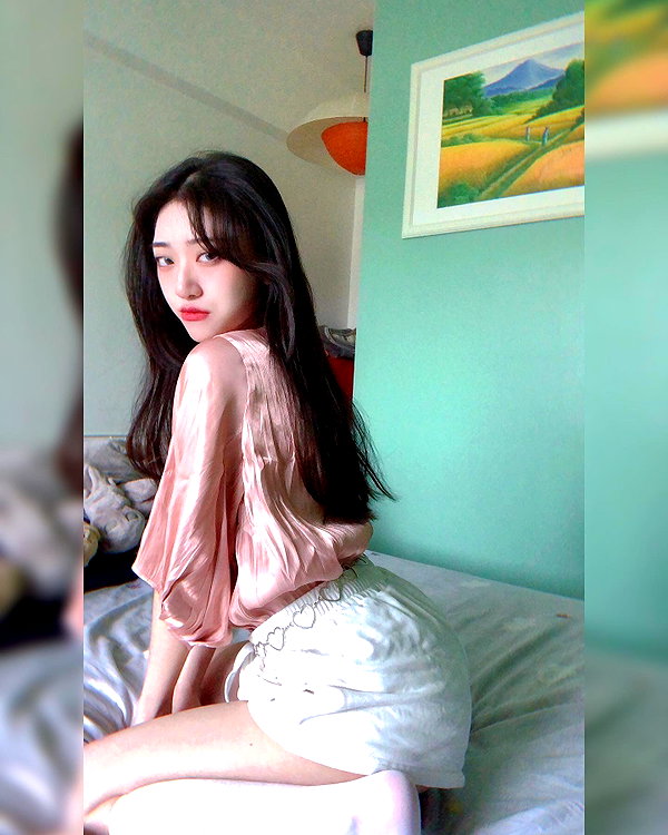 ge.more_x instagram image archive image