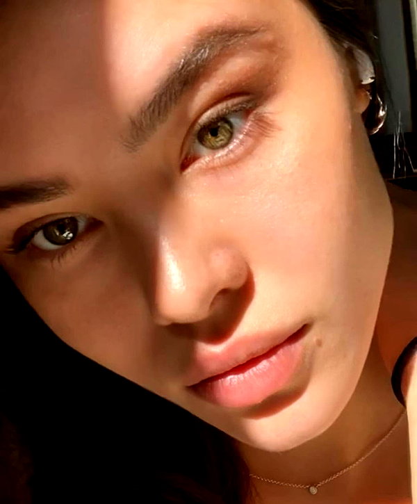 baddiesessence instagram image archive image