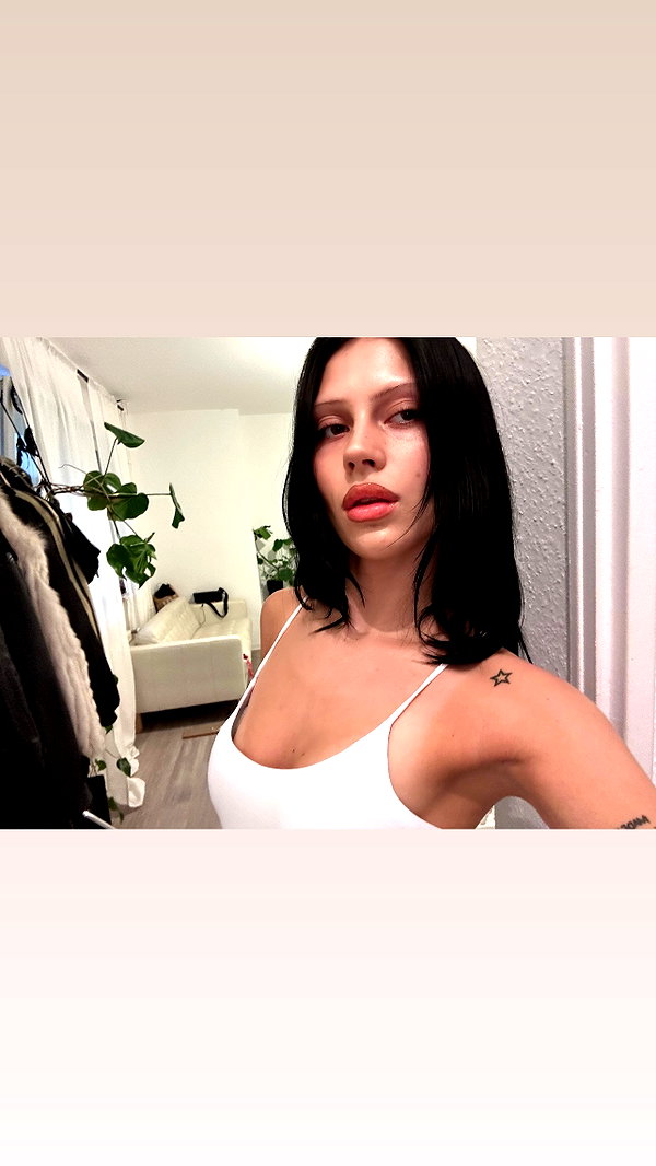 karolinaawasik archive image