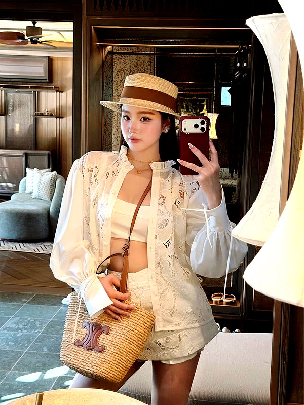 lyhythuedoxinh instagram image archive image