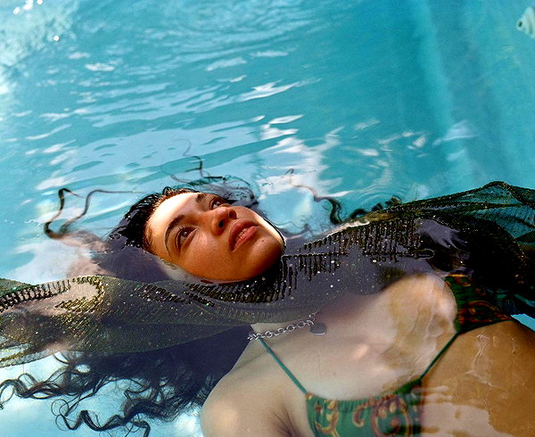 romi_henenson instagram image archive image