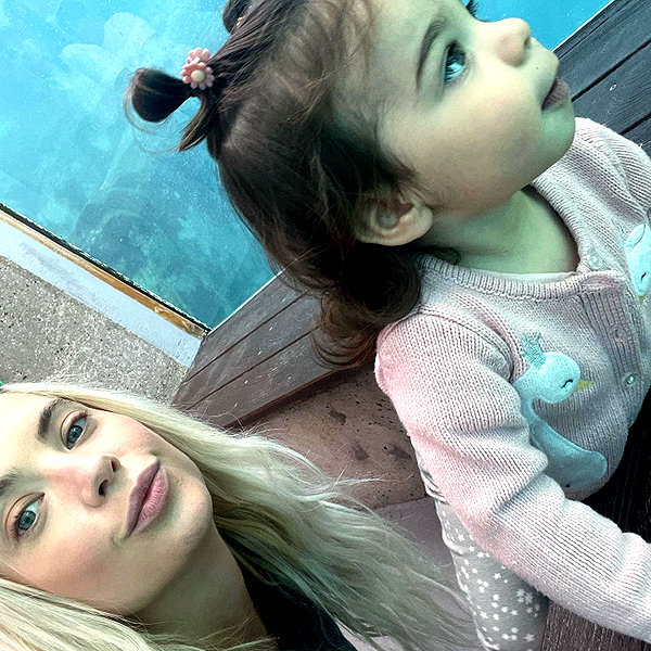 ashleybenson instagram image archive image