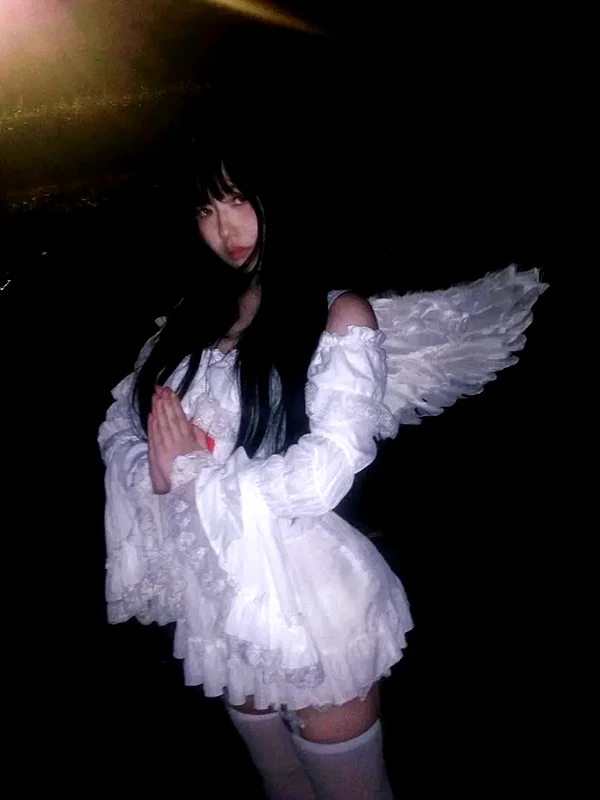 chica.niebla instagram image archive image