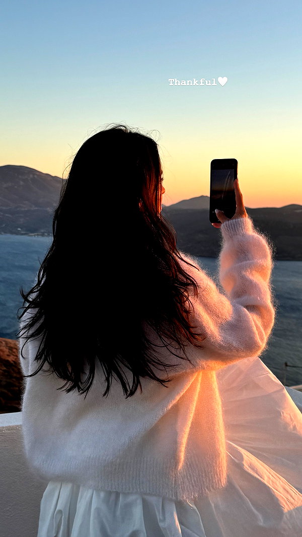 zoeliss instagram image archive image