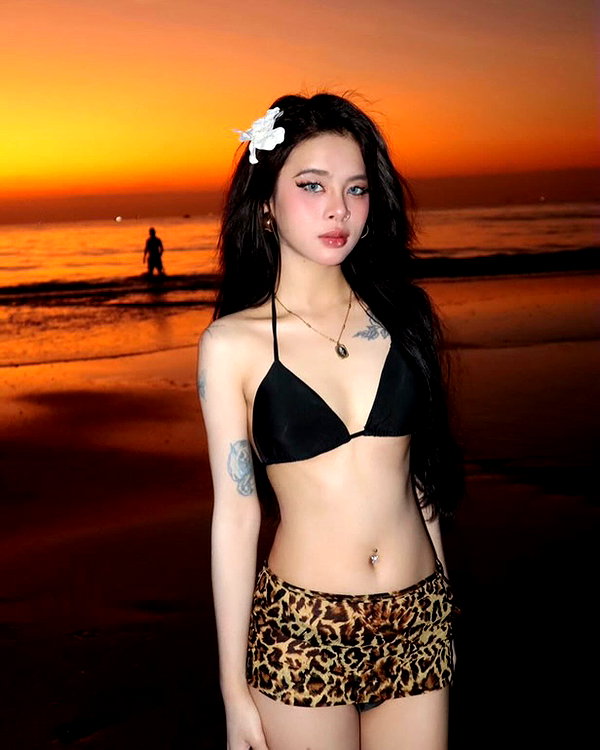 lyhythuedoxinh instagram image archive image