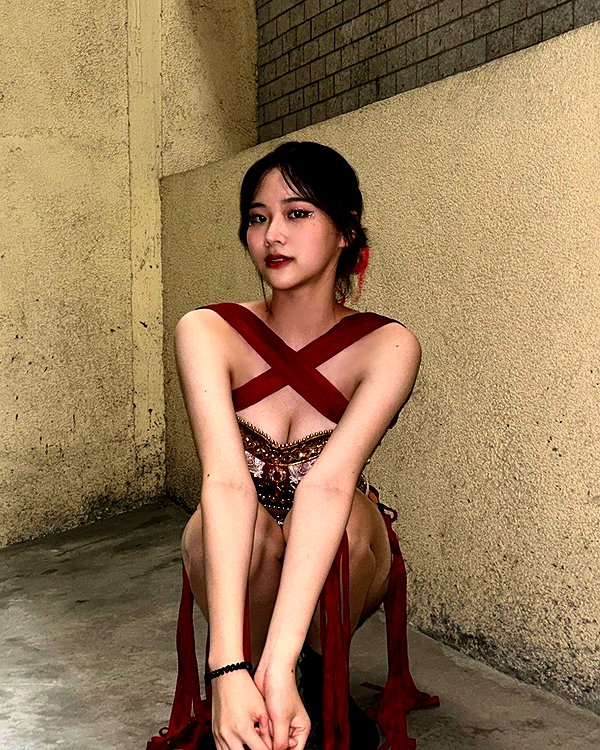 _jyying instagram image archive image