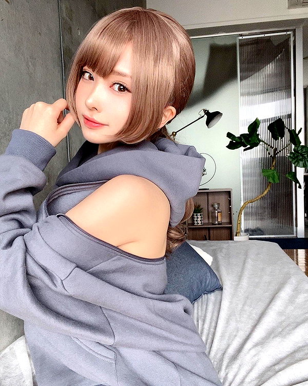 sithle011 instagram image archive image