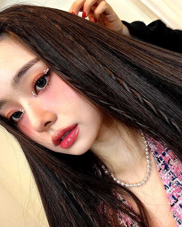 dear.zia instagram image archive image