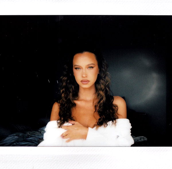 isabellemathersx instagram image archive image
