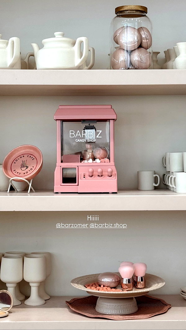 barzomer instagram image archive image