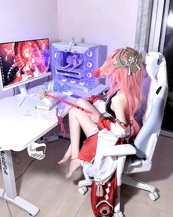 gallery_cosplayer instagram image archive image